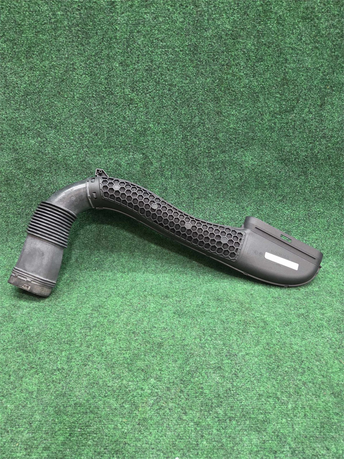 2017-2020 Mercedes Benz E300 Air Intake Duct Hose Oem A2740901700