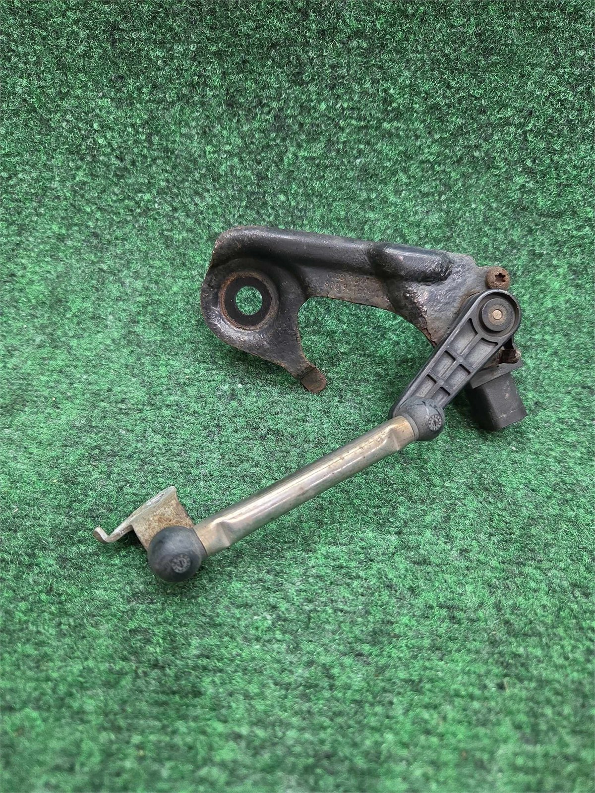 2016-2018 Audi A7 Quattro Level Sensor 146k Mls Oem 8r0941309e / 1t0907503a