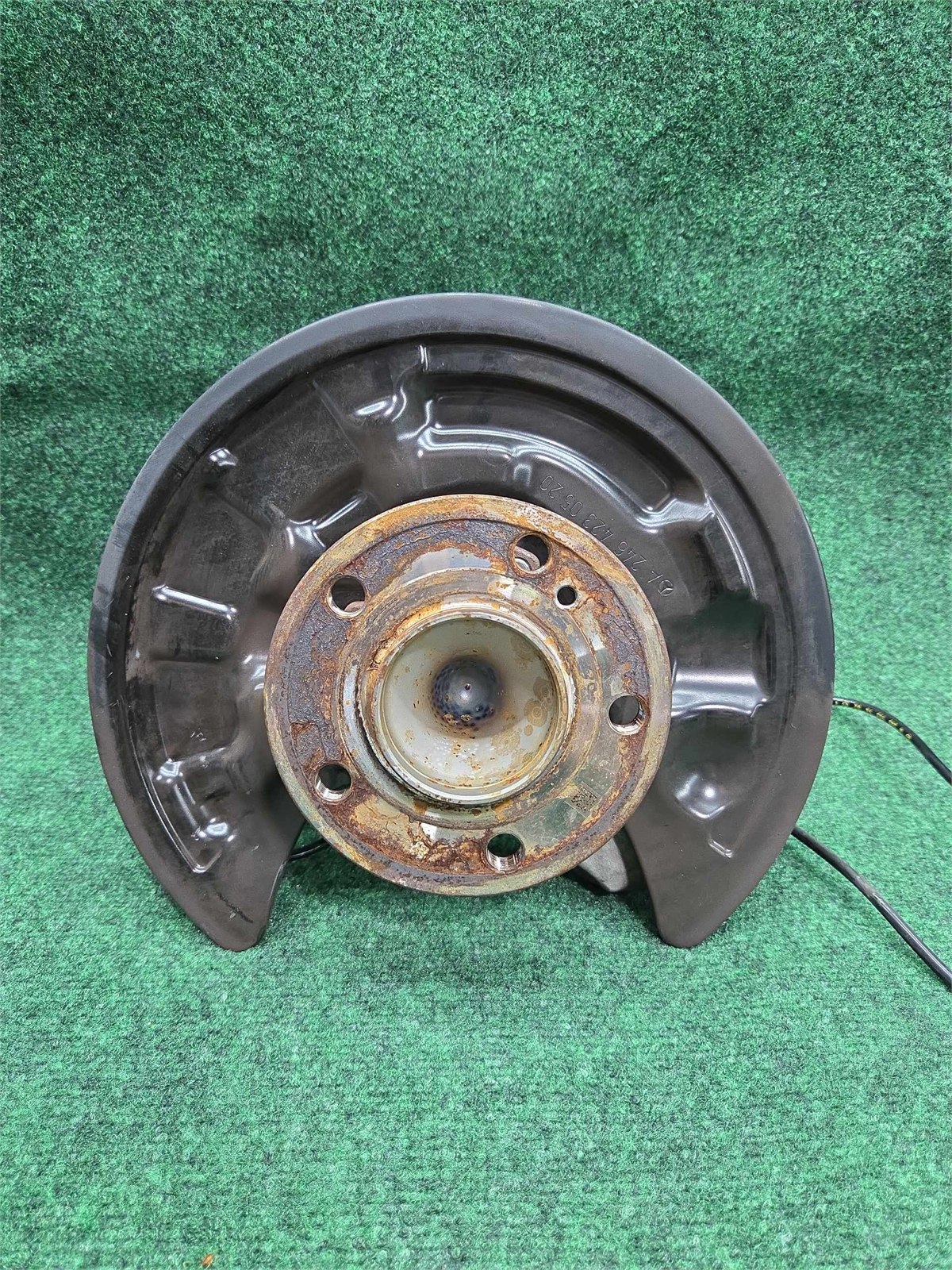 2015-2020 Mercedes Right Rear Wheel Carrier 65k Ml Oem A2463503641 / A2463340006