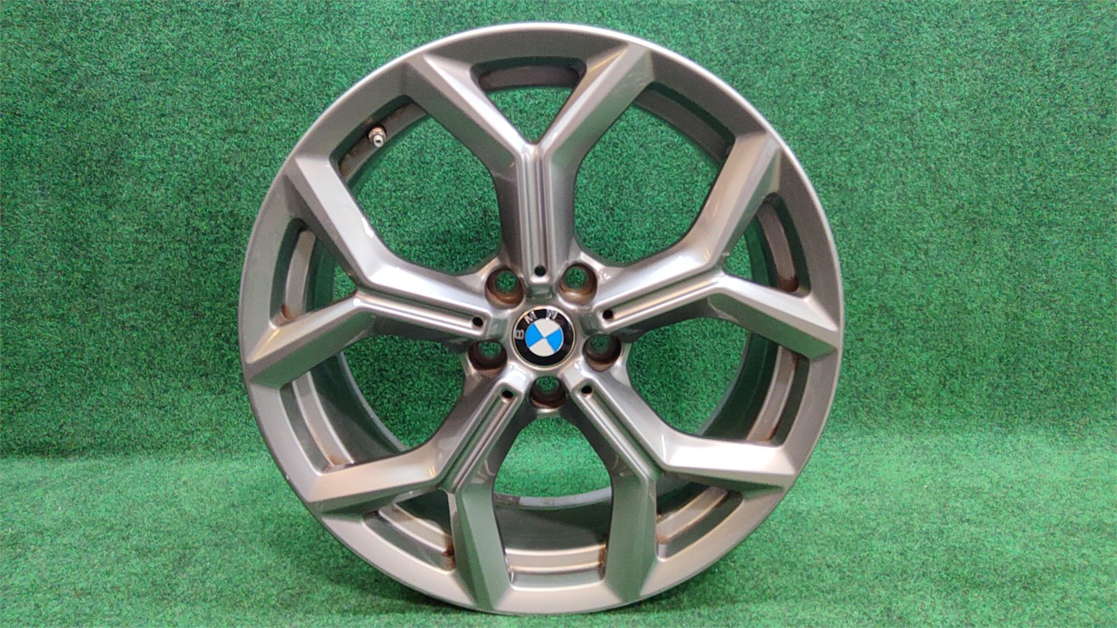 Bmw Wheel Light Alloy Rim Ferricgrey 5-y Spoke 7.5jx19 Oem 36116877327