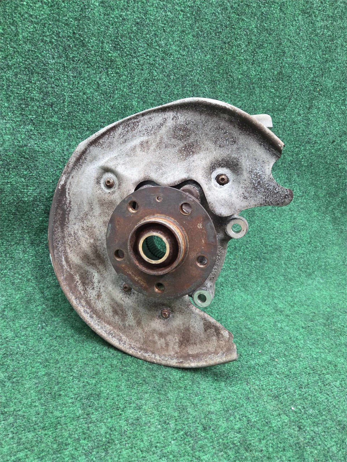 2016-2018 Audi A7 Left Rear Bearing Housing Knuckle 146k Mls Oem 8r0505431f