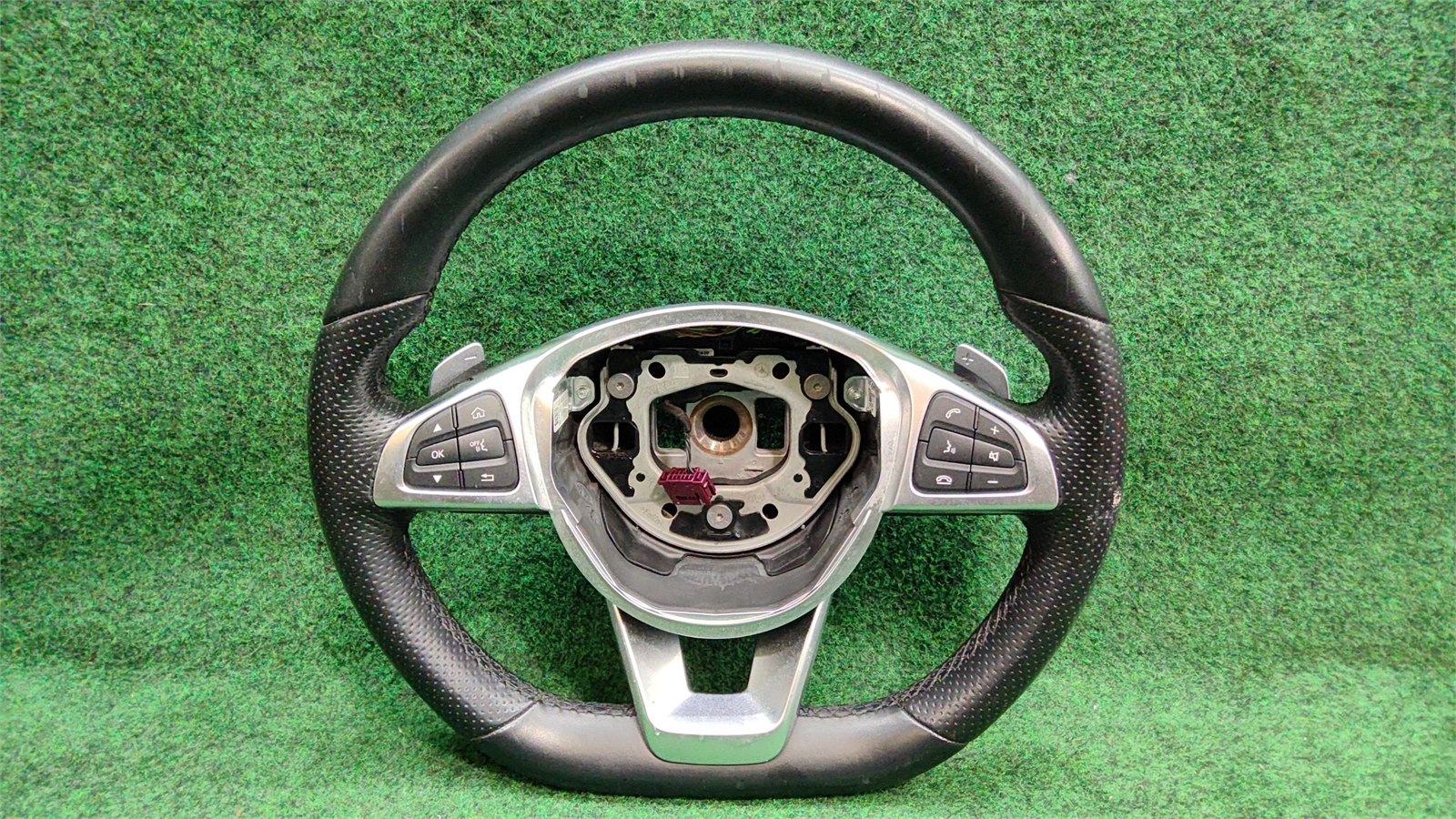 2015-2018 Mercedes Benz C300 Steering Wheel OEM A0004603803