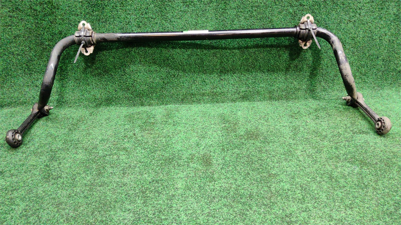 2017-2019 Audi A4 Quattro Front Stabilizer Bar 69k Mls Oem 8w0411309a