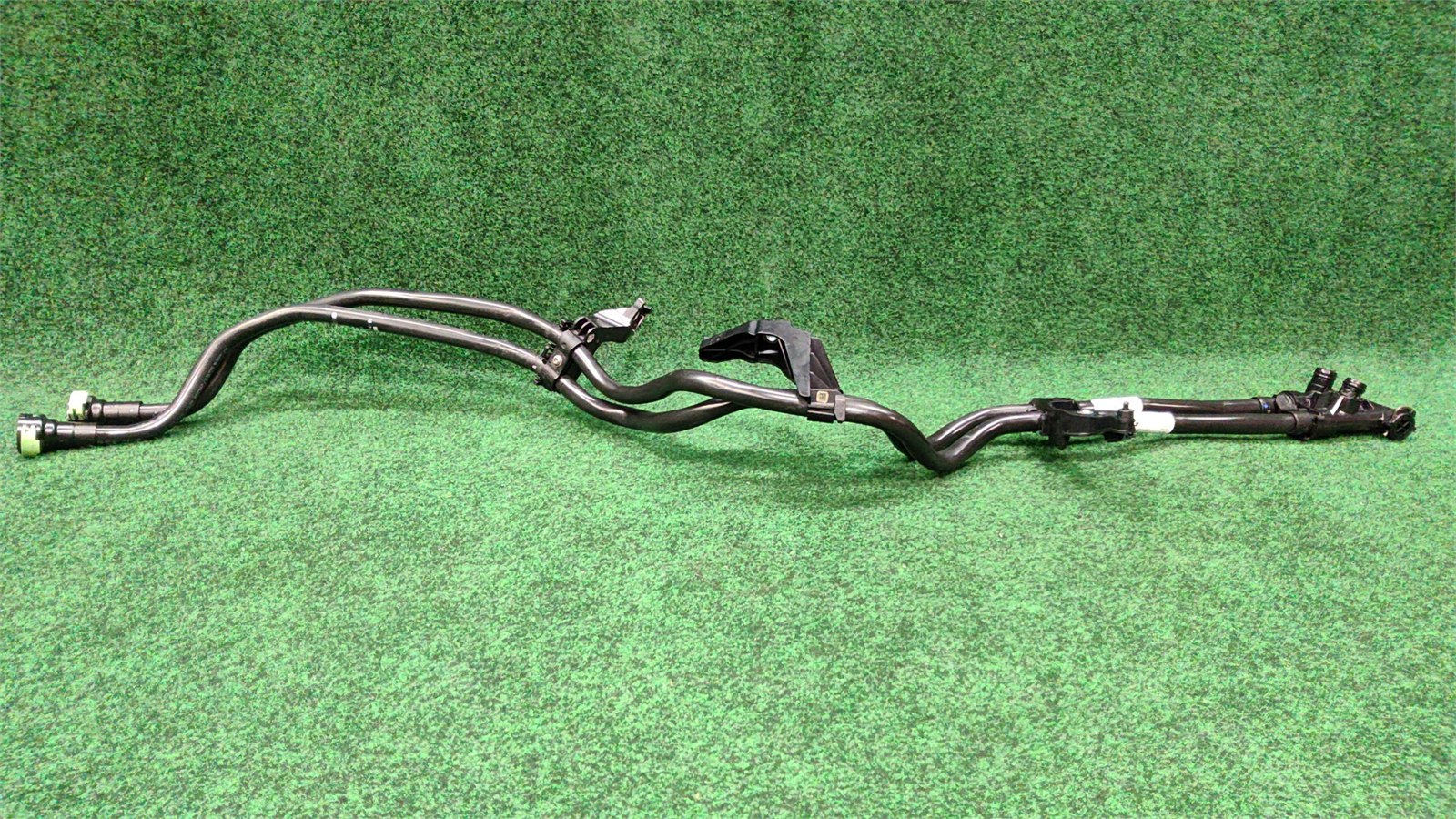 2018-2024 Bmw X3 Transmission Oil Cooler Lines Oem 17228672935 17228672936