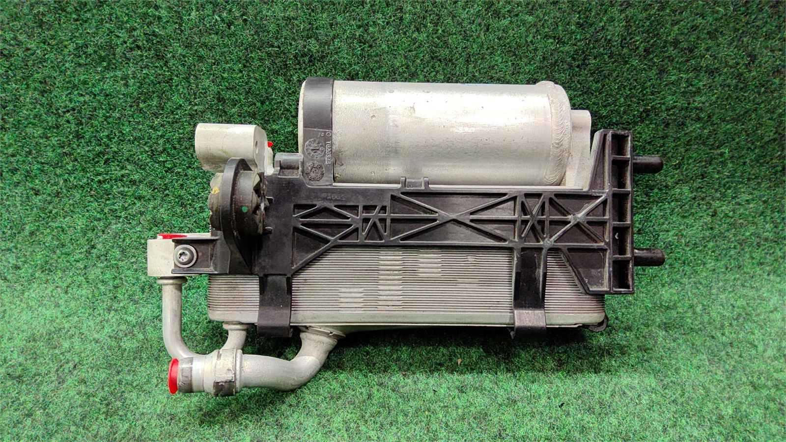 2019-2021 Bmw 330i A/c Condenser a/c Receiver Drier Oem 64536805342