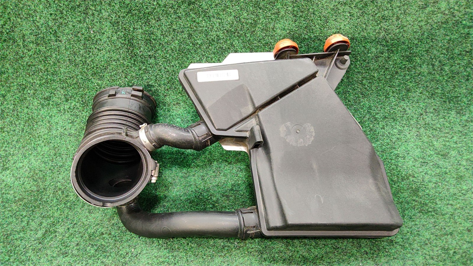 2019-2023 BMW X5 Engine Air Intake Hose Front duct13718635093