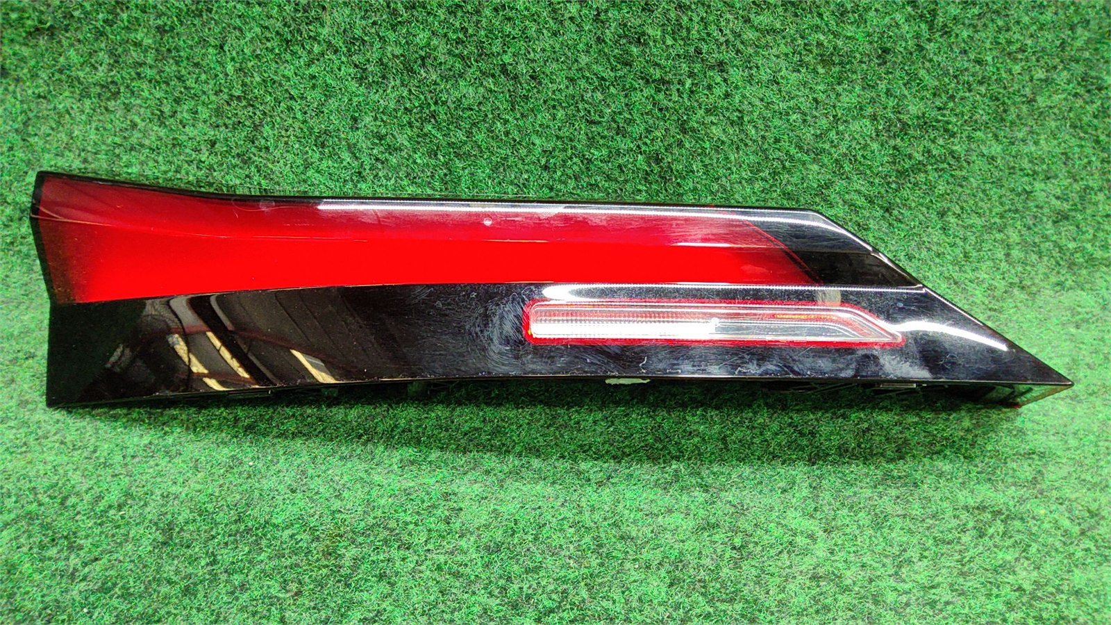 2023-2026 Bmw X1 Right Rear Tail Light Liftgate Mount Oem 63219465364