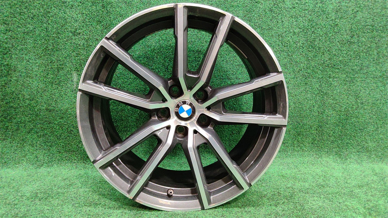BMW 18'x7-1/2 Wheel 5 Doble Spoke OEM 36116883522