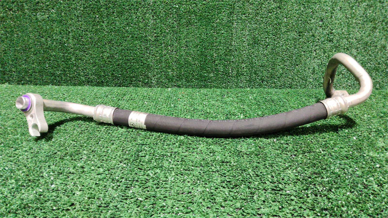 2014-2021 Mercedes C300 Refrigerant Line To Compressor Point Oem A2058304904