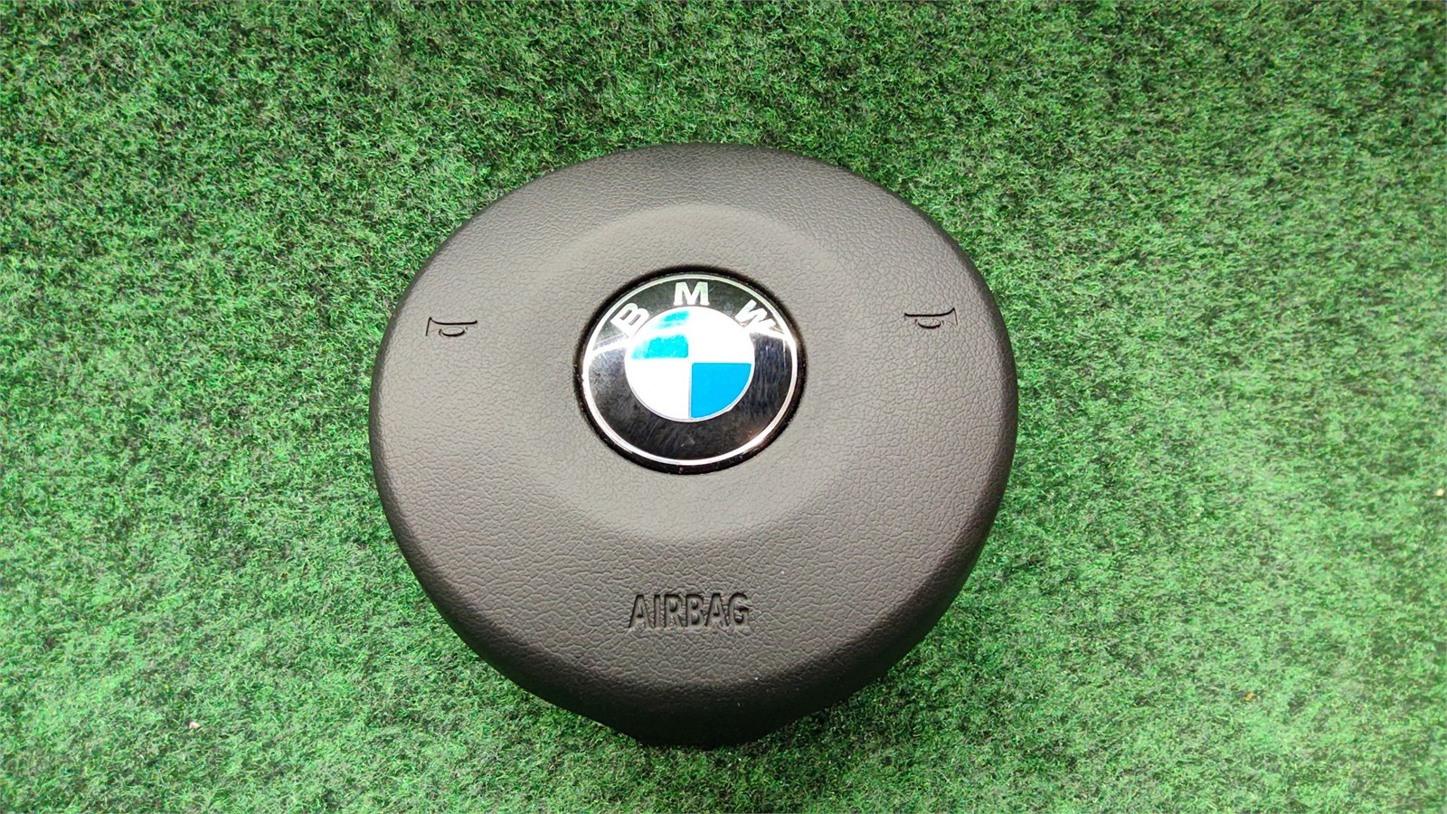 2016-2022 BMW X1 Air bag wheel round  OEM 32306877541