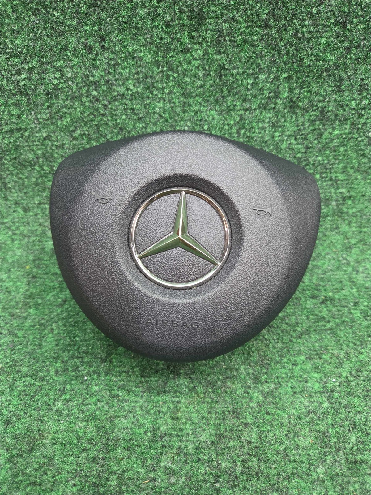 2016-2023 Mercedes Benz E300 Steering Wheel Airbag OEM A0008601002