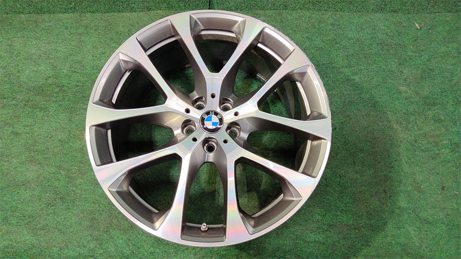 BMW Wheel R 20'x9 5 spoke Y spoke design OEM 36116883757