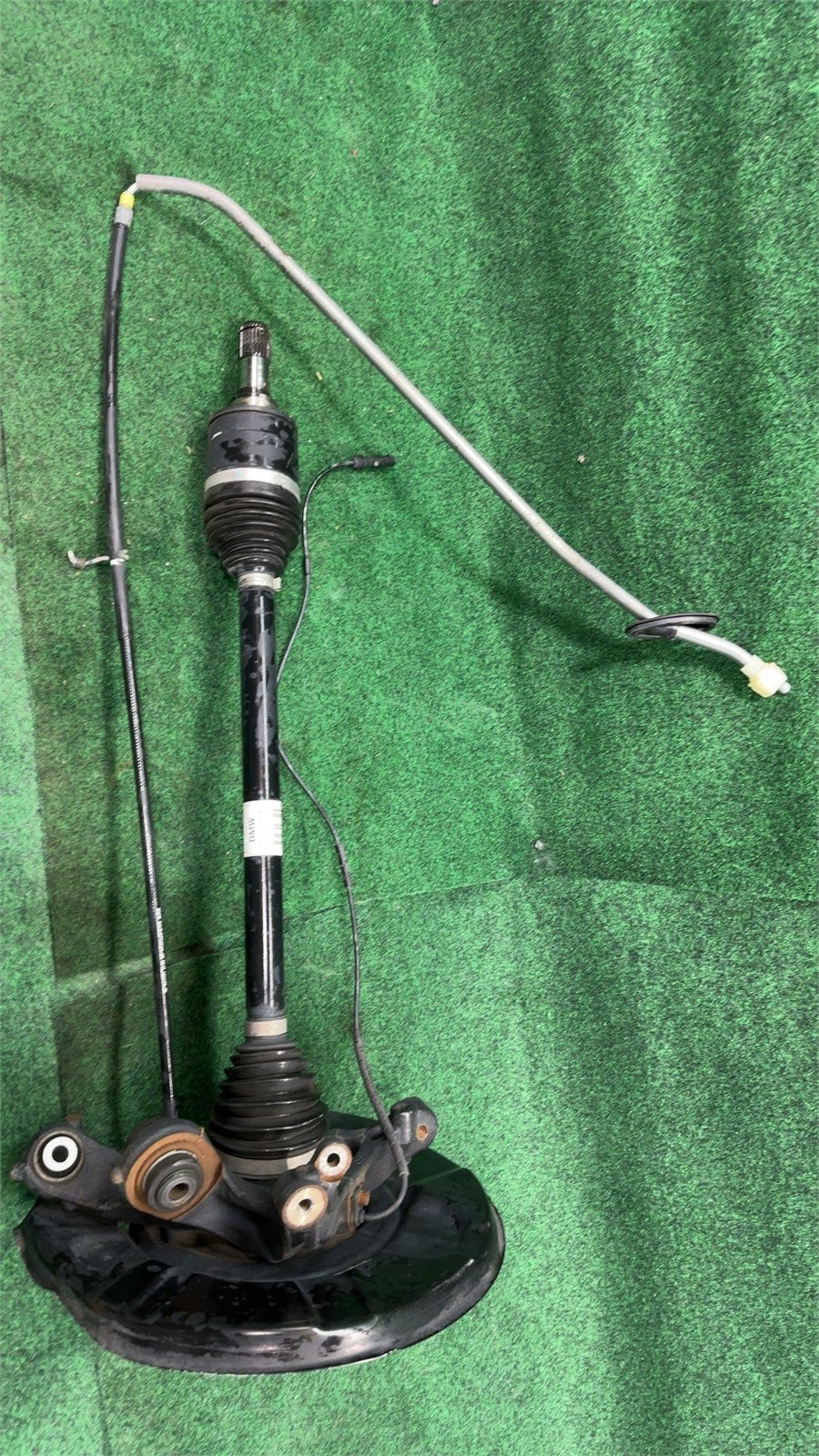 17-2019 BMW 330I Rear Knuckle/stub Axle Right With Axle Shaft