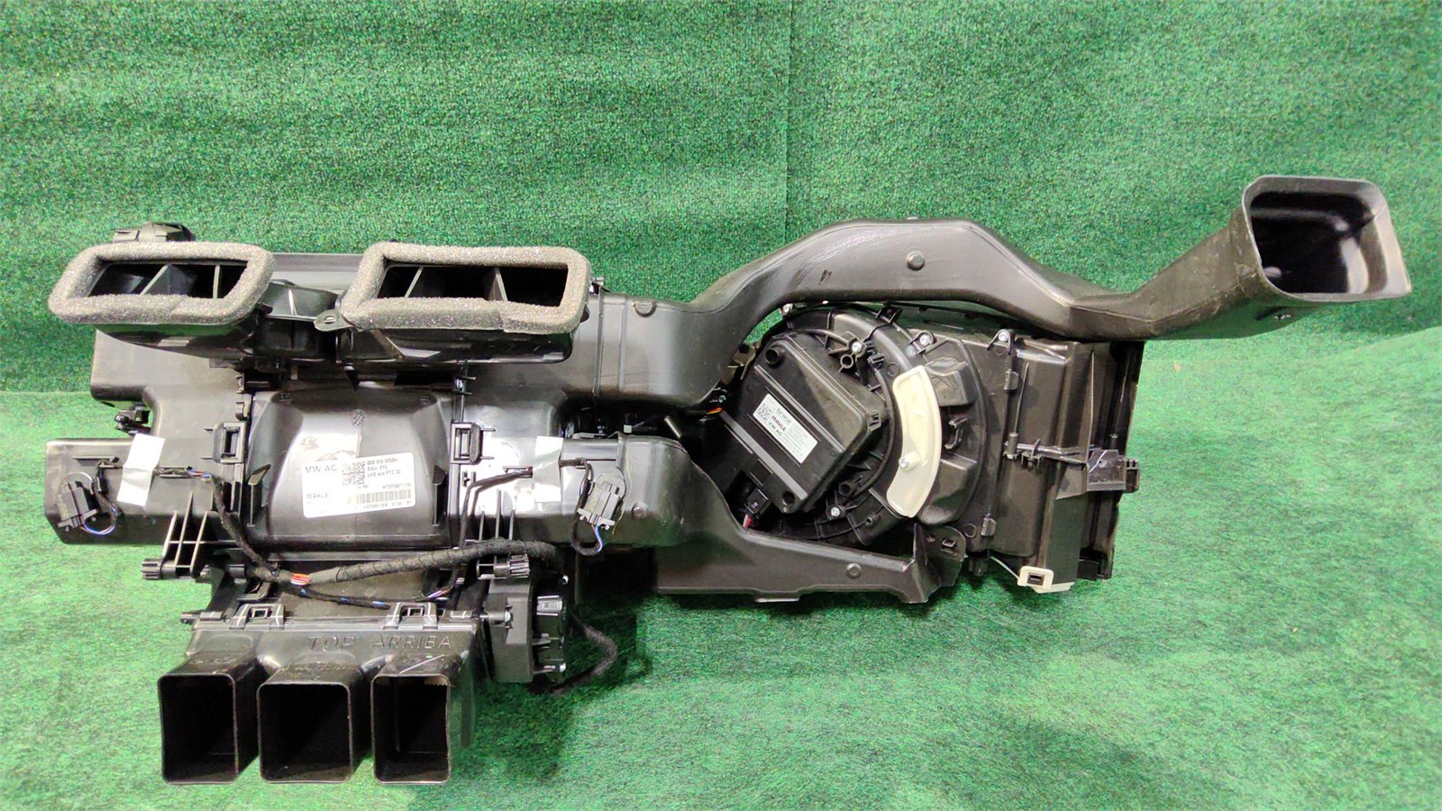 2021-2025 Audi Q5 A/c Air Distribution Housing Oem 4m0820356 4m1820024a Original