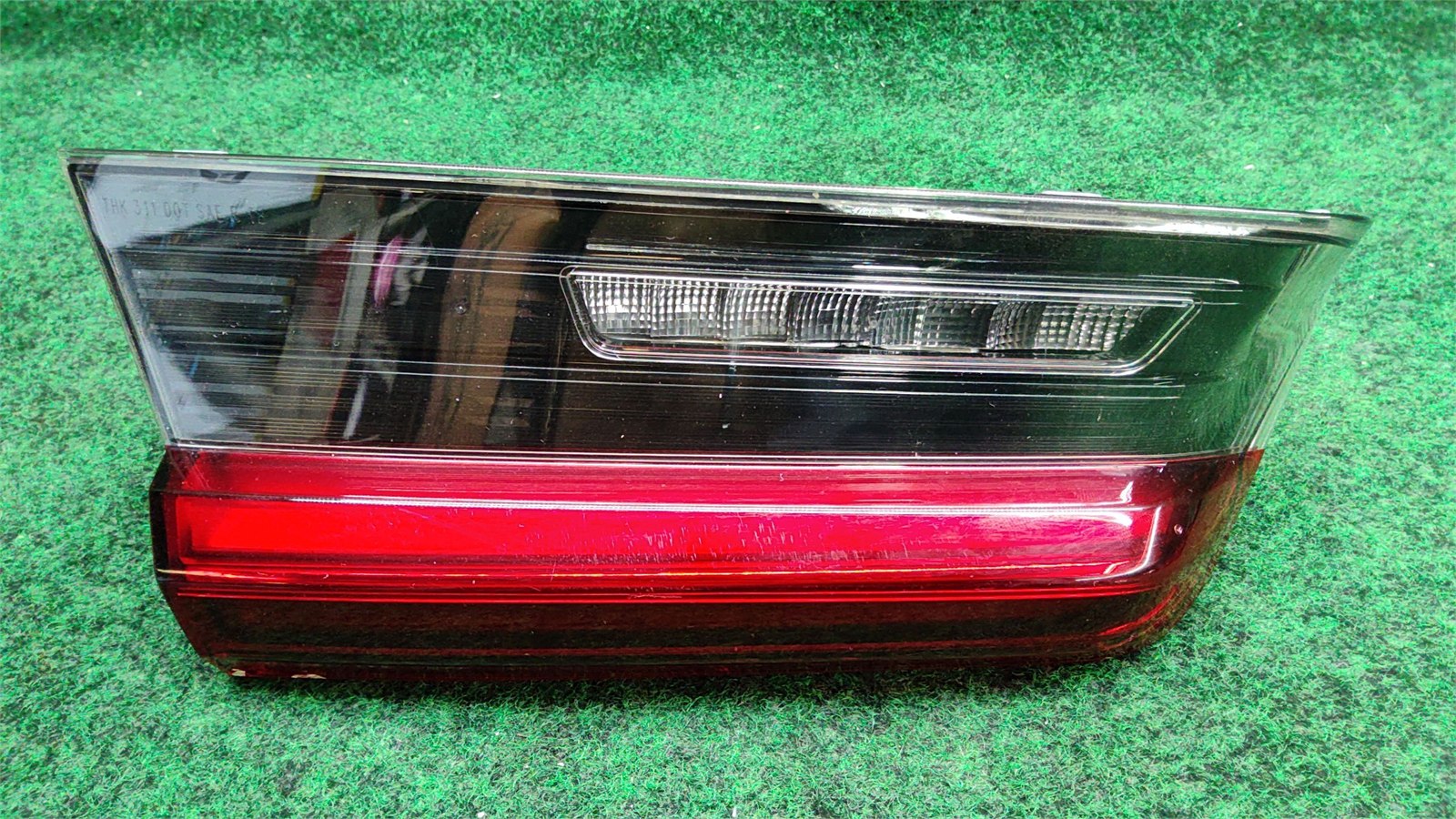 2019-2022 Bmw 330i Left Lid Mount Tail Light Assembly Oem 63217420455