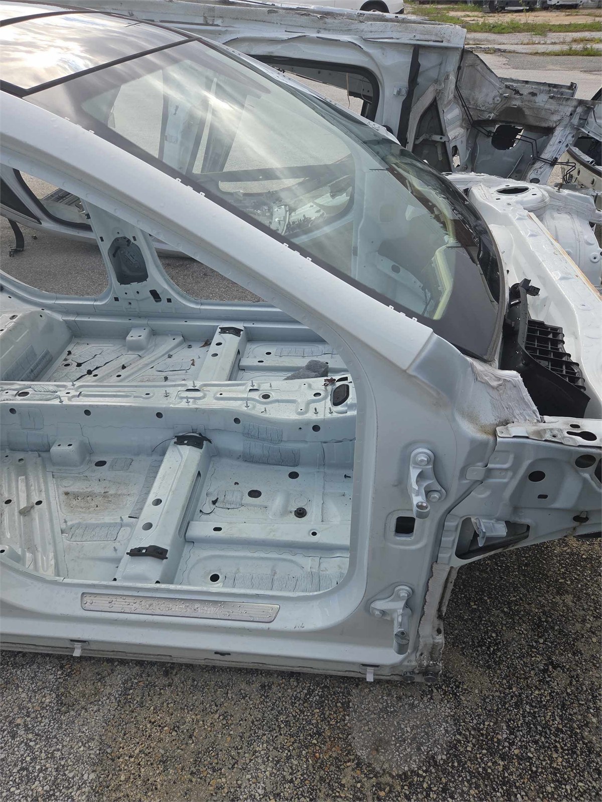 2015-2020 Mercedes Benz Gla 250 Right A-pillar Polar White 149 Oem A1566301800