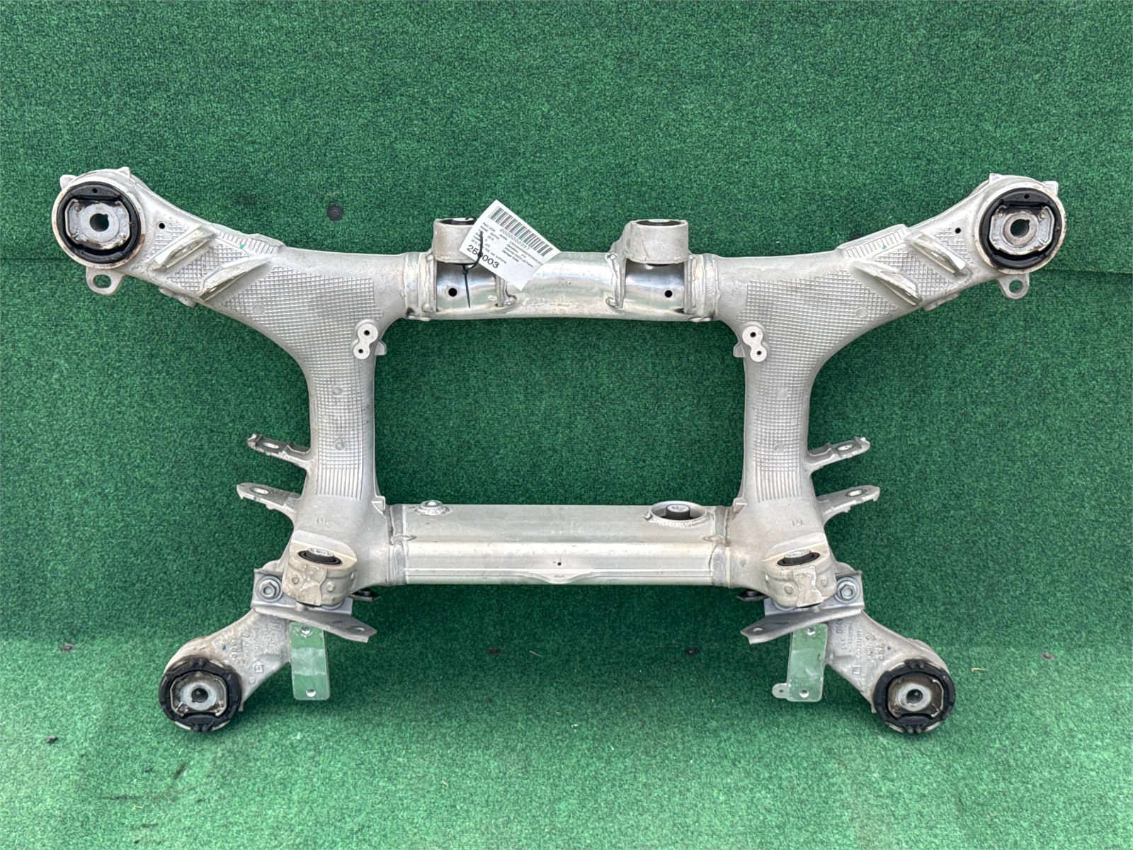 2016-2019 BMW 740i RWD Rear Subframe Suspension Crossmember  OEM 33316883918