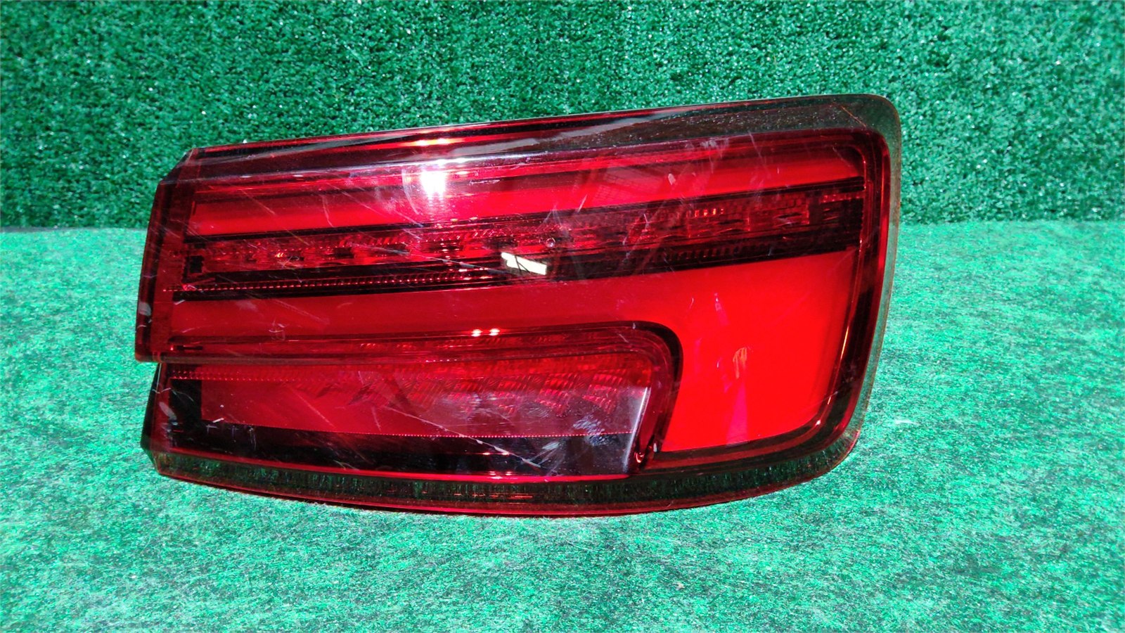 2015-2020 Audi A3 Quattro Right Quarter Panel Mounted Tail Light Oem 8v5945092a