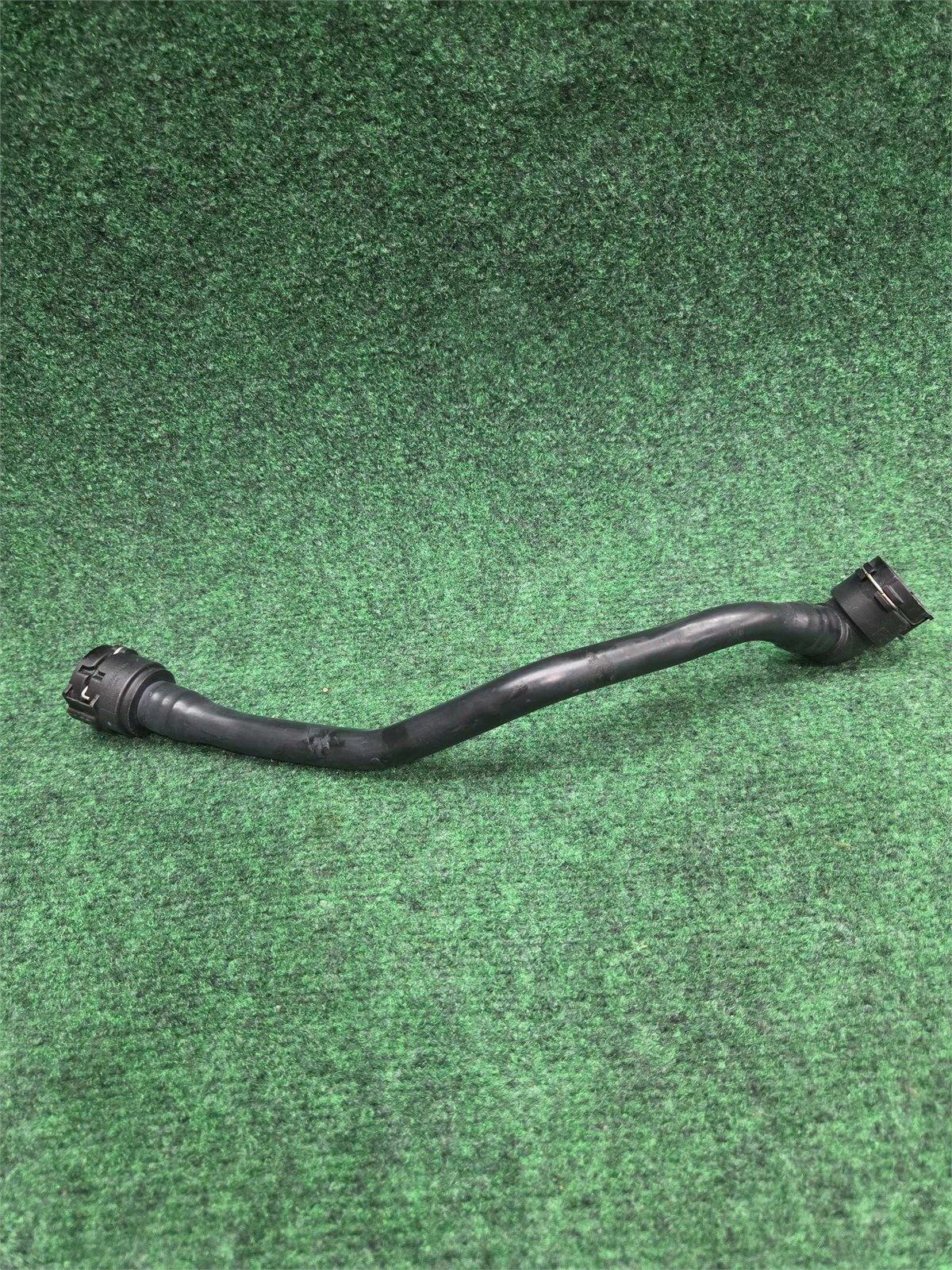 2015-2020 Mercedes Benz Gla 250 Funnel Radiator Hose Oem A2465010058