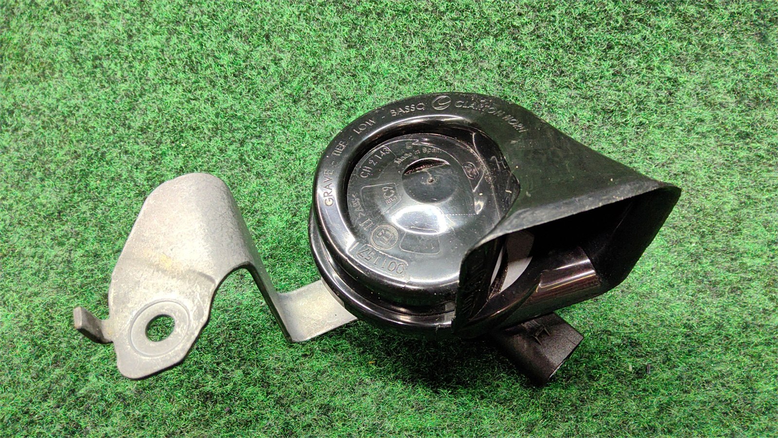 2019-2023 BMW X5 Low Tone Horn OEM 6033FB2427