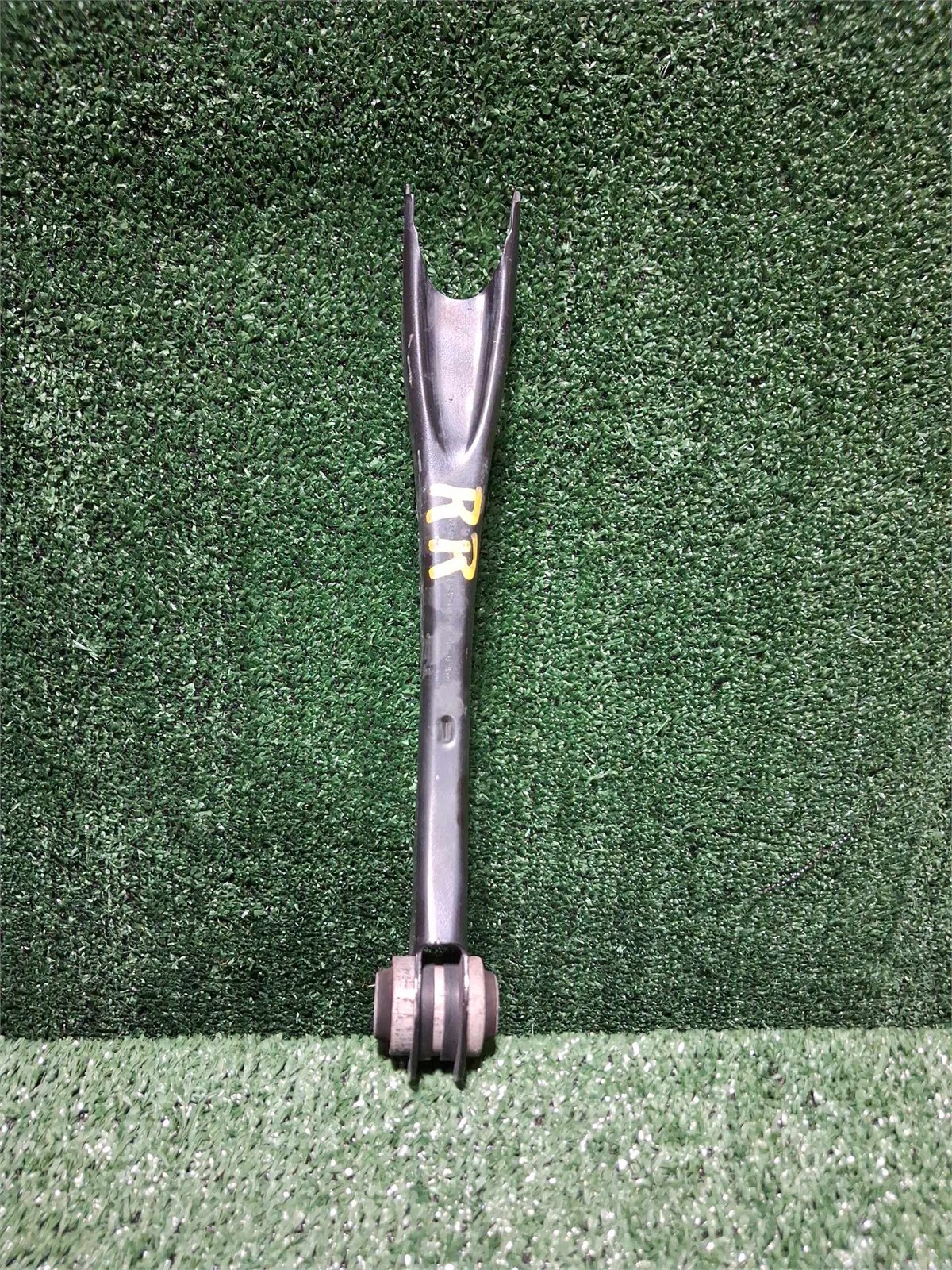 2014-2019 Bmw 330i Rear Left/ Right Trailing Lower Control Arm Oem 33326792525