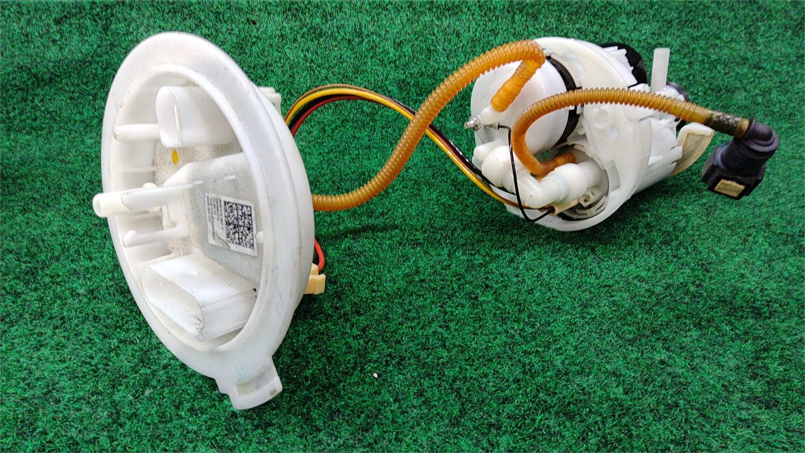 2017-2025 AUDI Q7 Fuel Pump Tank Mounted OEM 4M0919087F