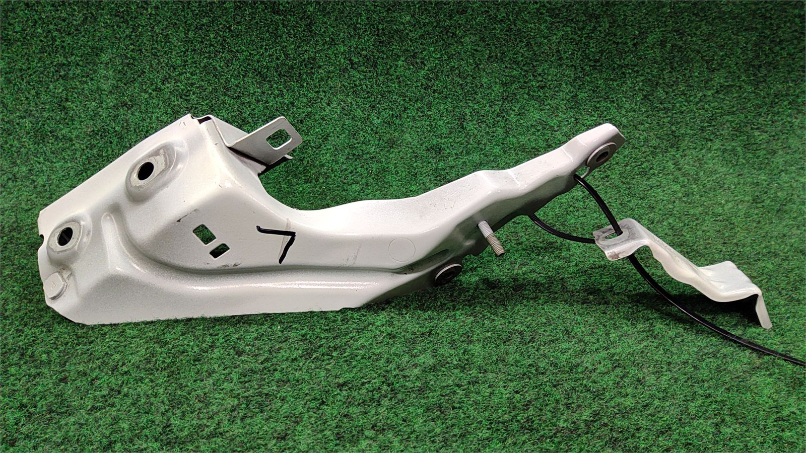 18-2025 Audi SQ5 Front Left Fender Support White T9t9 Oem 80a821135a 80a821131a