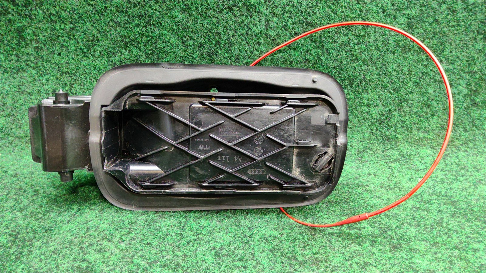 2017-2019 Audi A4 Quattro Fuel Filler Housing Oem 8w0809906