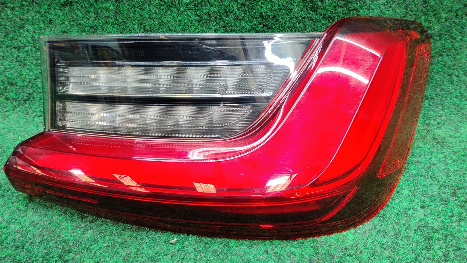 2018-2022 BMW 330i Rear Right Quarter Mount Tail Light Assembly OEM 63217420452
