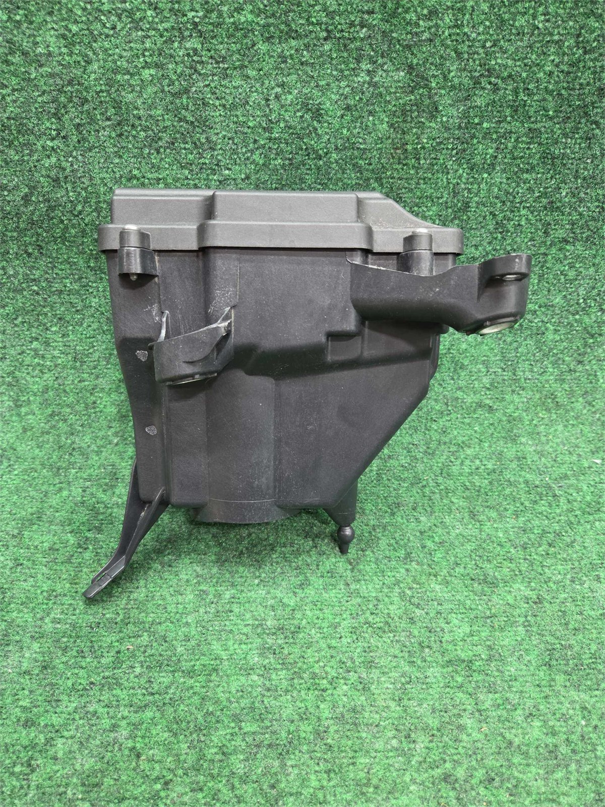 2016-2023 Mercedes E300 Relay Unit Box Oem A2135400024  A2139062202  A2055400082