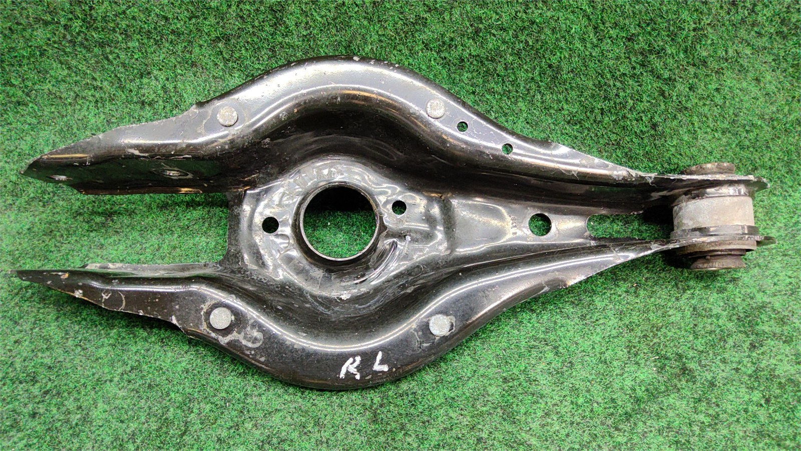19-2022 Bmw 330i Rear Roll-over Strut Lower Control Arm 64k Mls Oem 33326884694