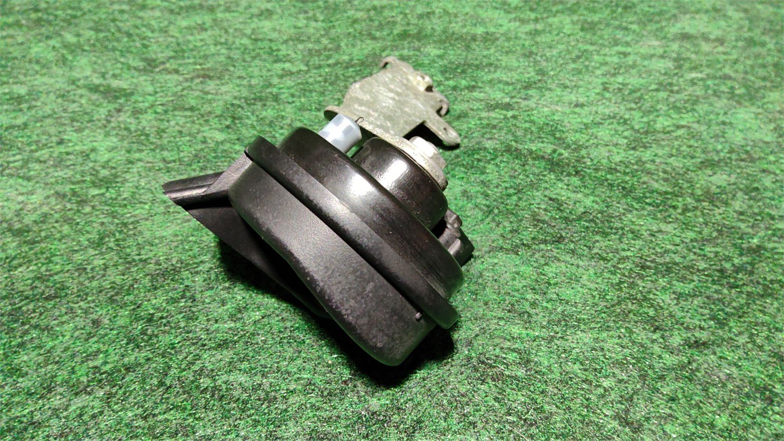 2015-2020 Audi A3 Quattro Low Tone Right Horn Oem 8v0951210d