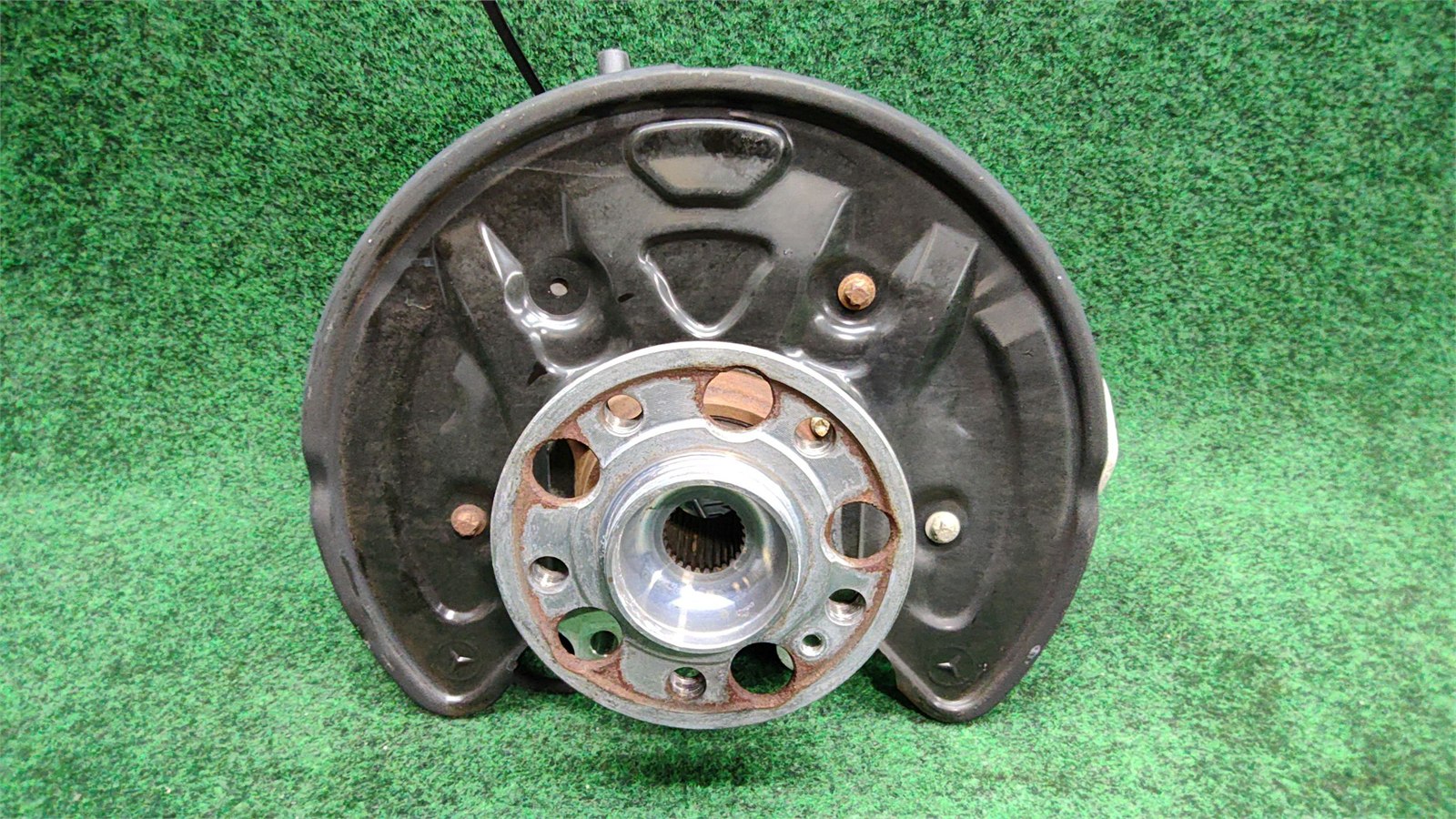 15-18 Mercedes C300 Rear Right Wheel Bearing Hub/Knuckle 86K Mls OEM A2053500241