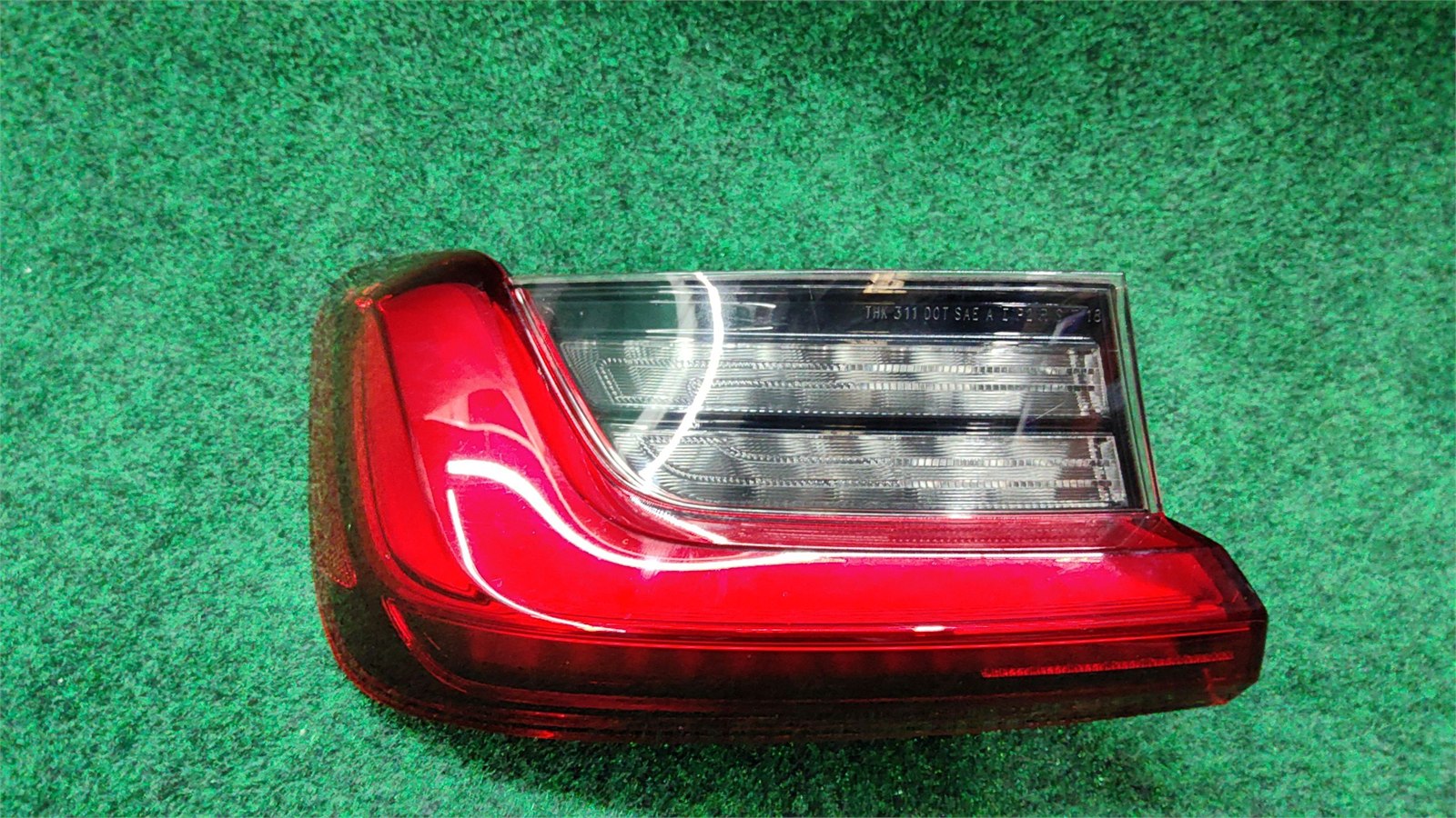 2019-2022 Bmw 330i Tail Light Assembly Rear Left Quarter Mounted Oem 63217420451