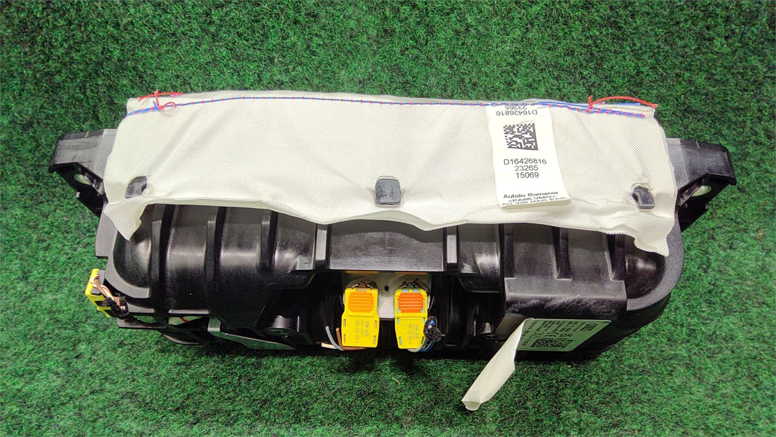 2019-2025 Audi Q3 Quattro  RH Right Passenger Dash Mount Air Bag OEM 83A880204J