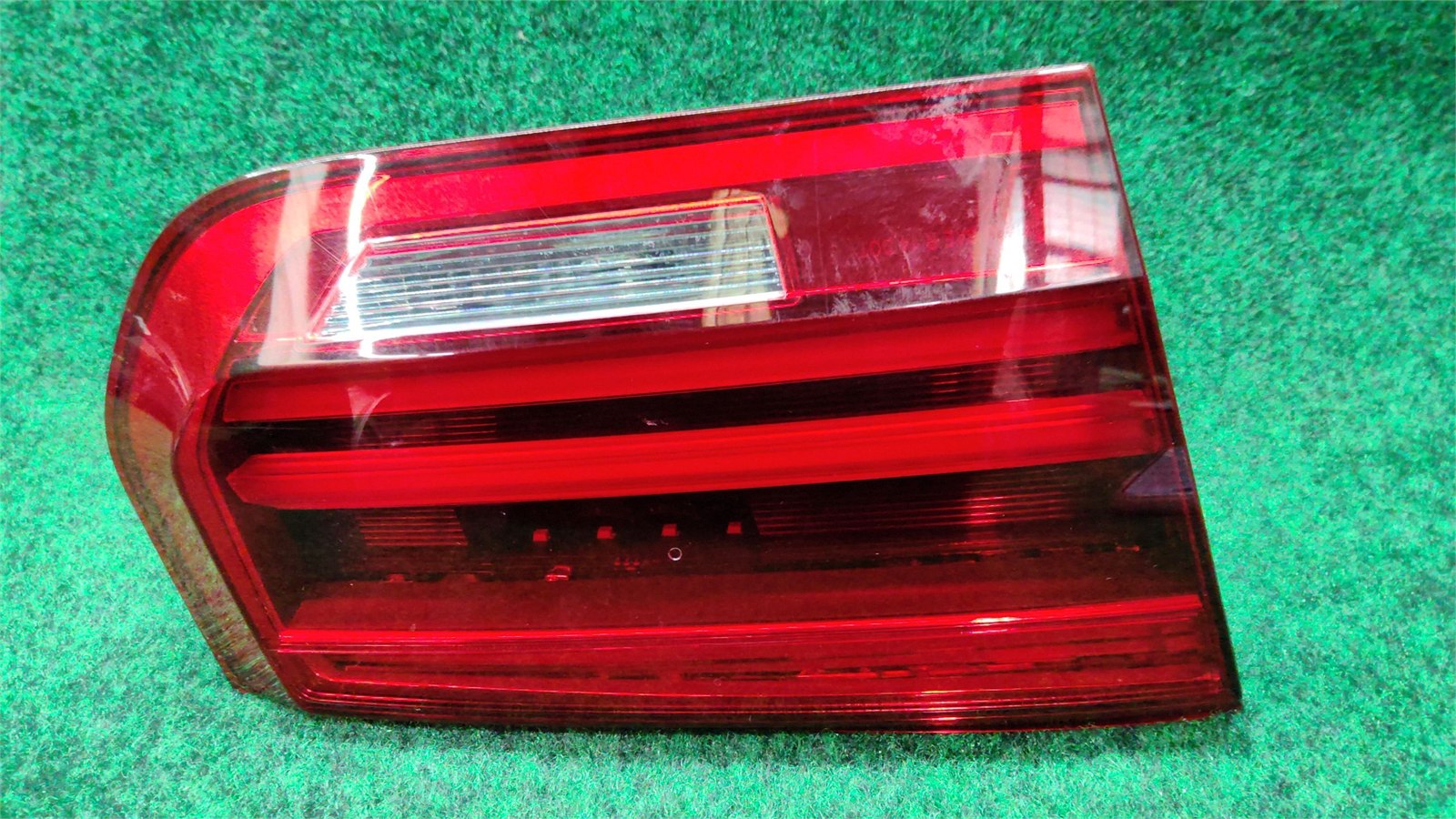 2016-2019 BMW 330I Tail Lamp Left Rear OEM 63217369121 Original
