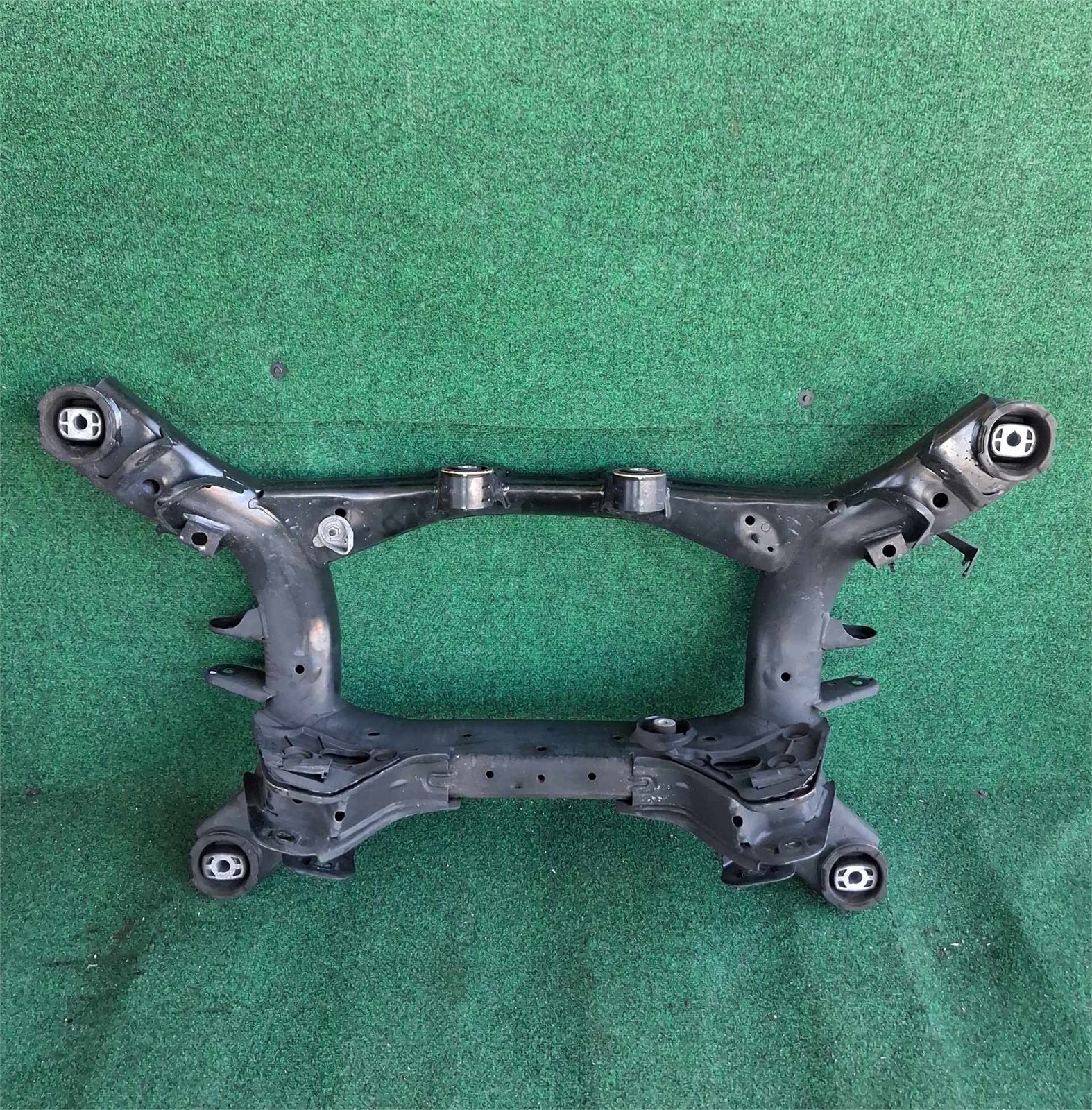 2018-2024 Bmw X3 Rear Suspension Crossmember Assembly Oem 33306874406