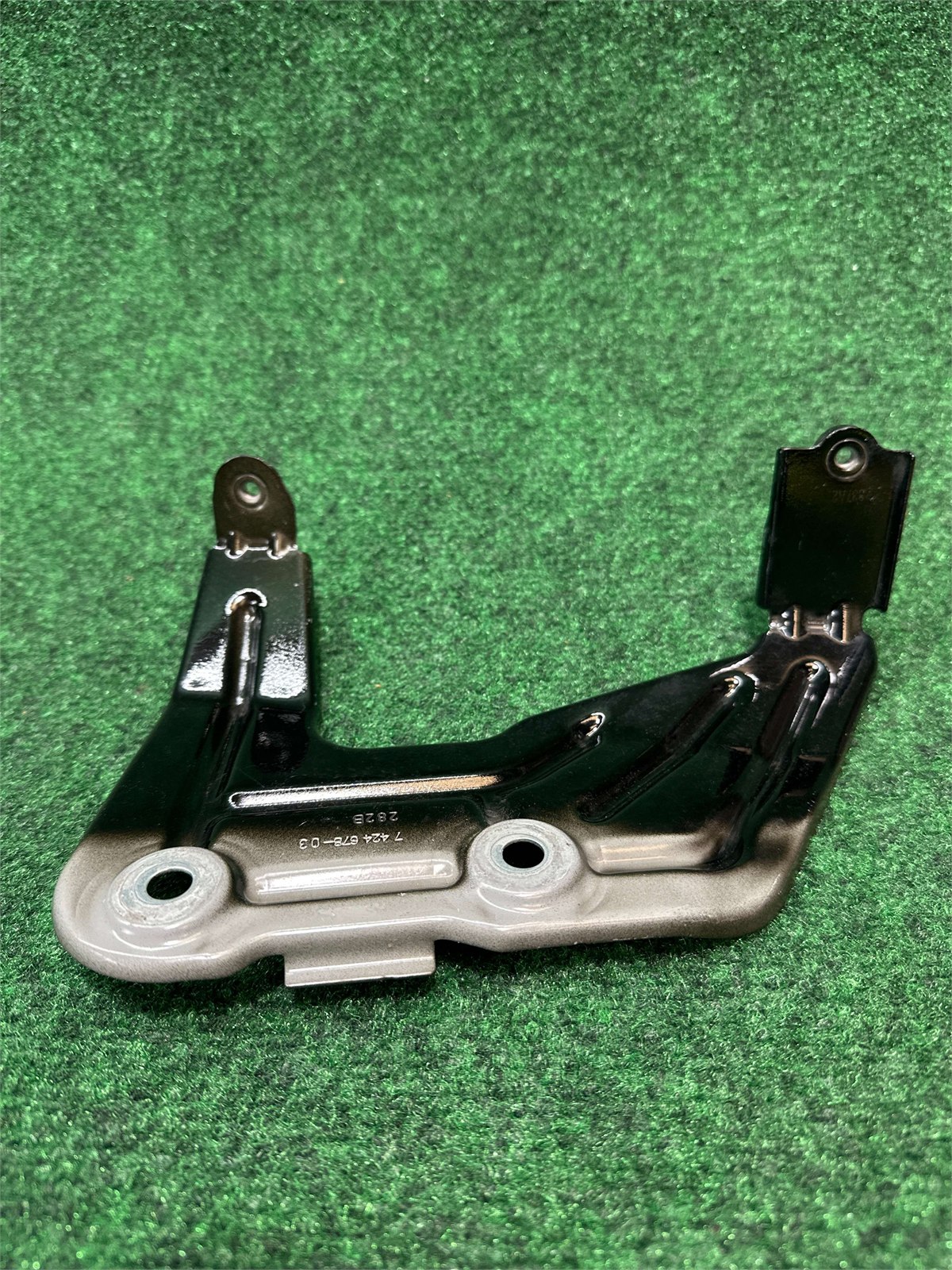 18 -2024 Bmw X3 Front Right Fender Holder Black 668 Oem 41357424678 41357475804