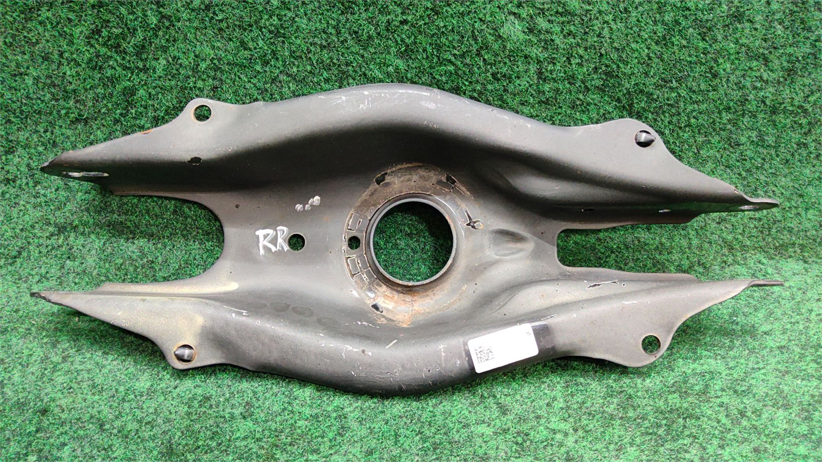 15-18 Mercedes C300 Rear Right Link Lower Control OEM A2053522000 A2053521900