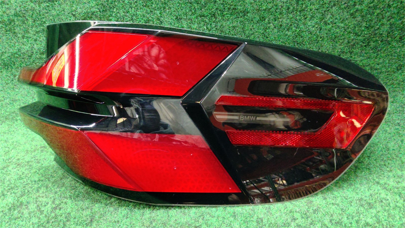 2024-2025 Bmw X5 Rear Right Tail Light Quarter Panel OEM 63215a11ec6