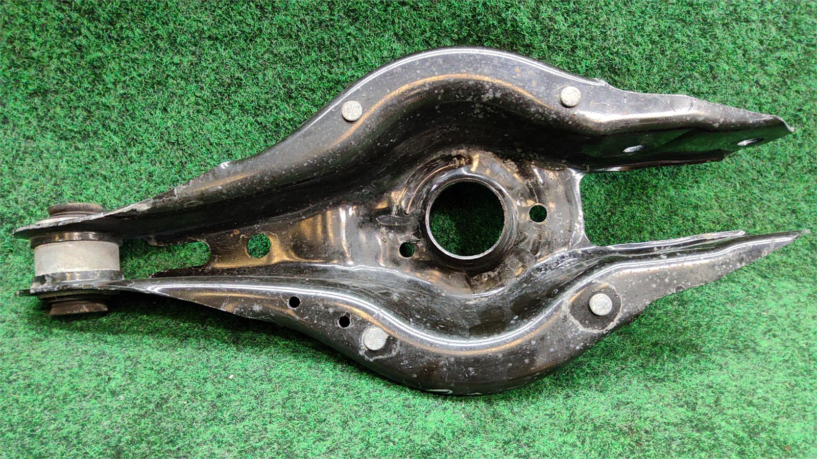 19-2022 Bmw 330i Rear Roll-over Strut Lower Control Arm 64k Mls Oem 33326884694