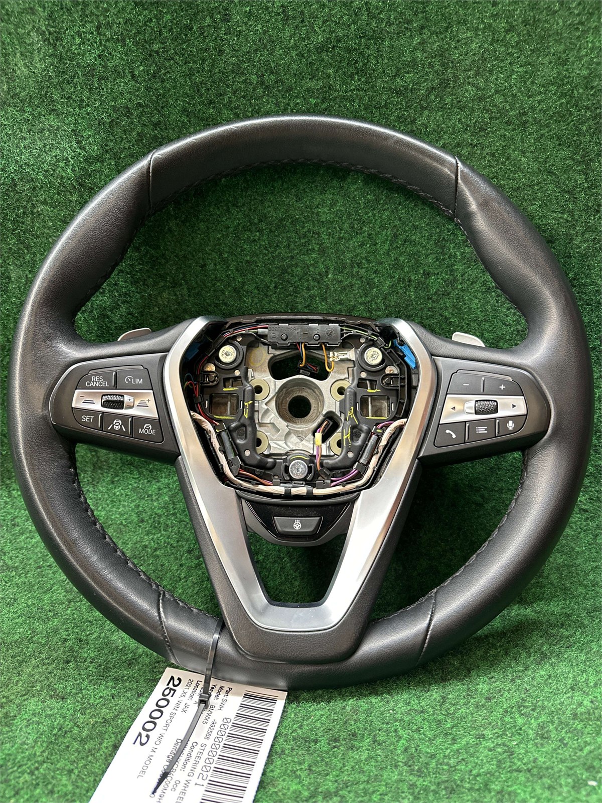 BMW X5 Steering Wheel  OEM 32308008186