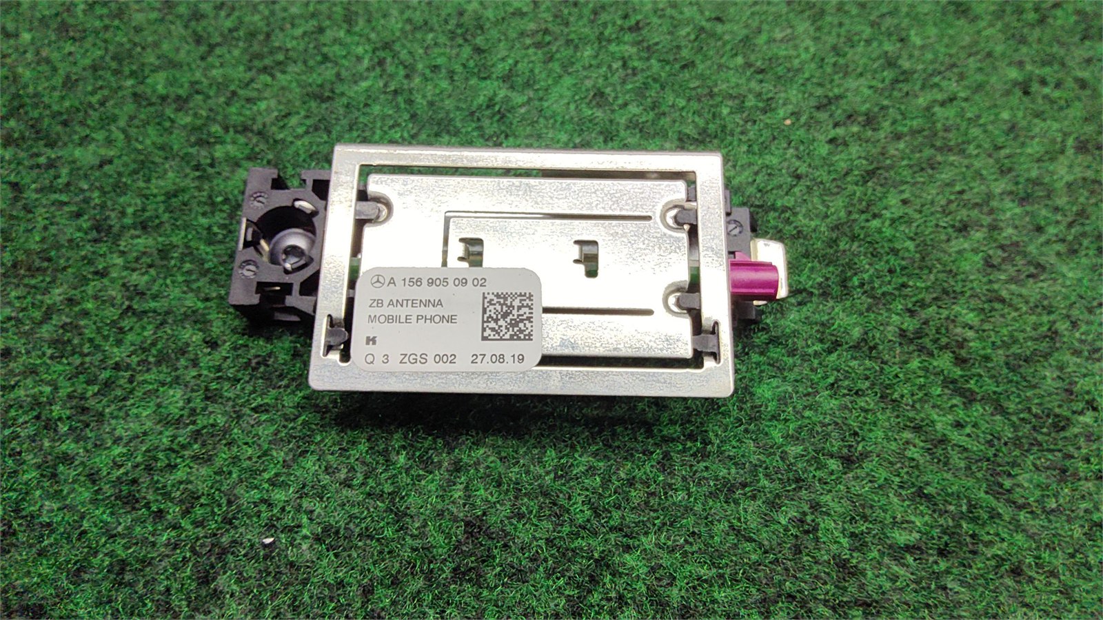 2016-2022 Mercedes Glc 300 Antenna Suppression Filter Oem A1569050902