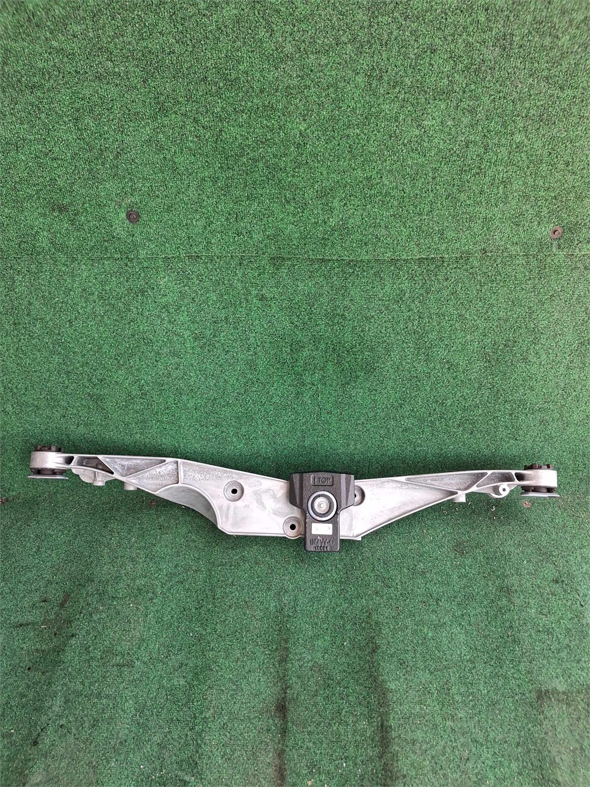 2023-2026 Bmw X1 M35i Rear Suspension Subframe Crossmember Oem 33366858474