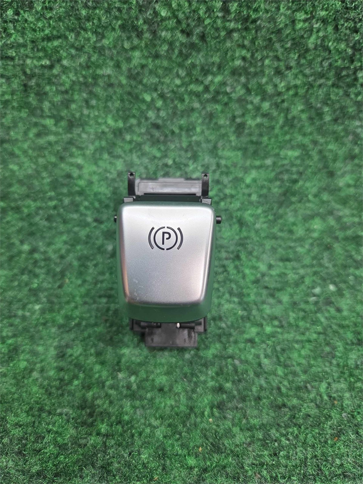 2016-2019 Mercedes Benz Glc 300 Dash Mount Parking Switch Block Oem A2059051516