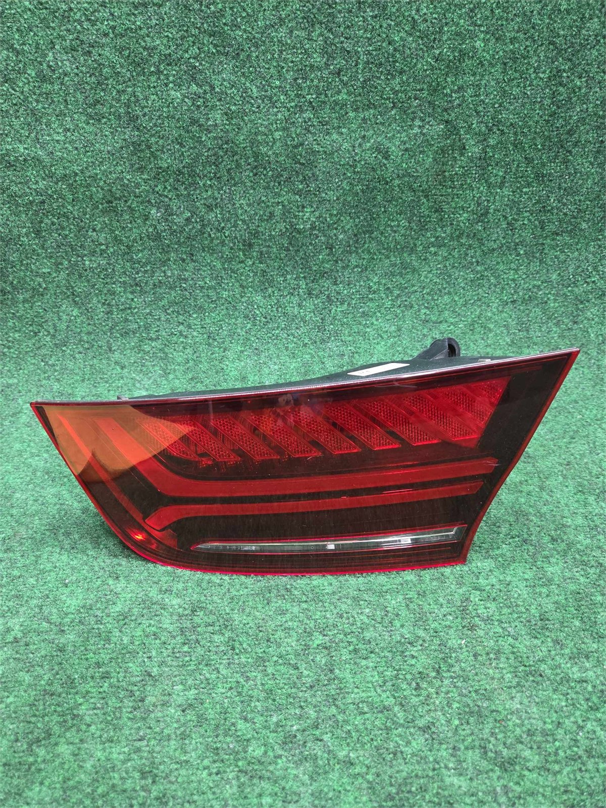 2016-2018 Audi A7 Quattro Right Rear Quarte Mount Tail Light Oem 4g8945096f