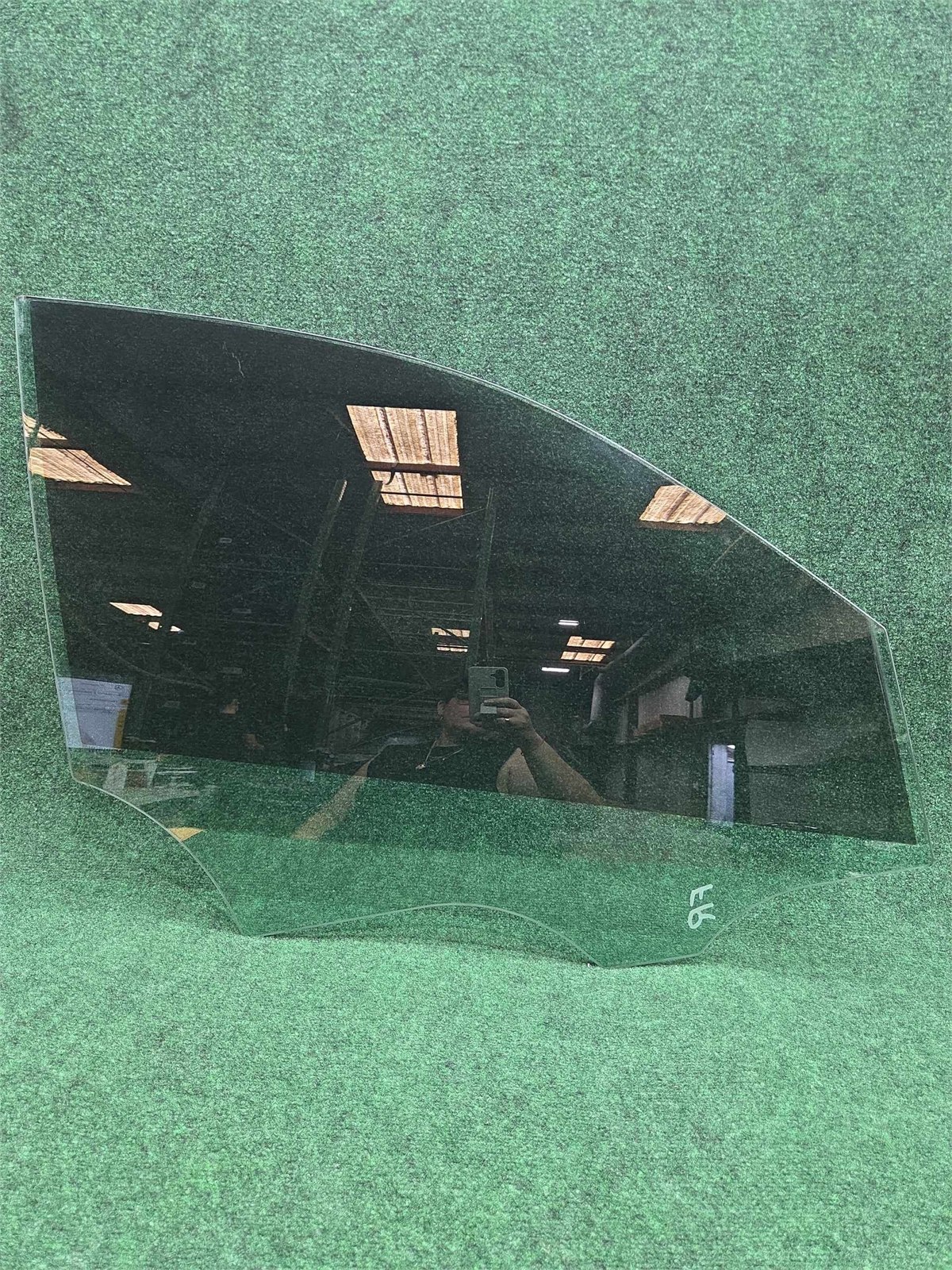 2016-2019 Mercedes Benz Glc 300 Right Front Door Window Glass Oem A2537256800
