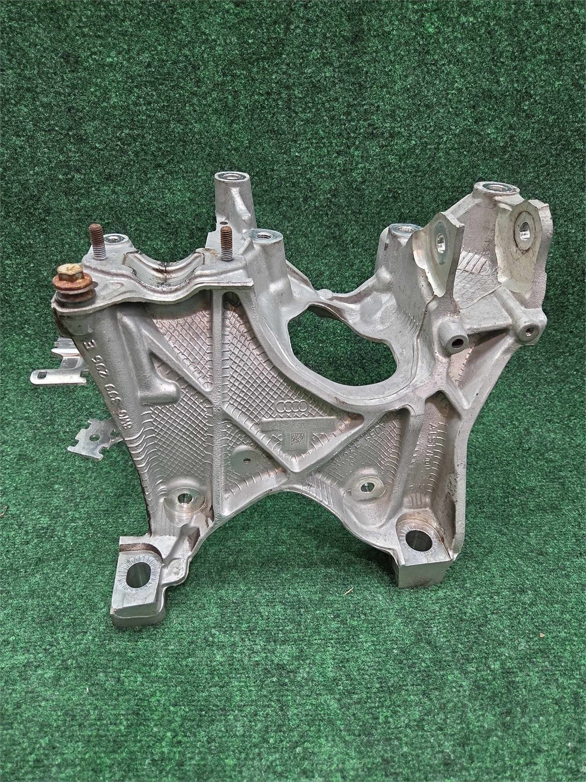 2020-2025 Audi A4 Right Transmission Bracket Support 39k Mls Oem 8w0399296e