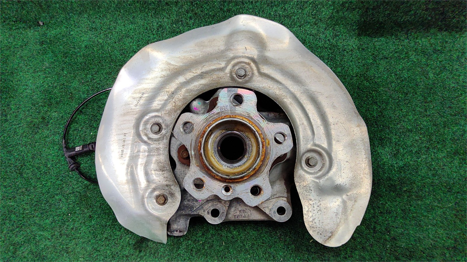 2018-2021 Bmw X3 Steering Knuckle Left Rear Lh Oem 33306871027 Original