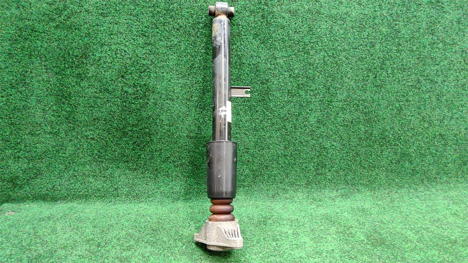 2018-2022 BMW 330i Rear Right Shock / Strut 79K Miles Assembly OEM 33526879308